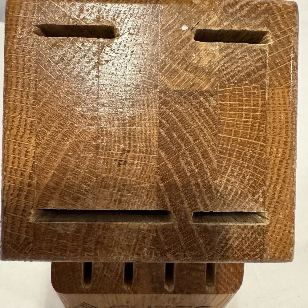 CUTCO 8 Slot Knife Block‎ Honey Oak Wood Includes 4 Steak Knife Slots